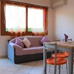 Bright Flat Surrounded By Pools * Bibione