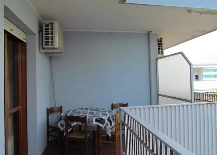 Bright Flat Surrounded By Pools Appartement *