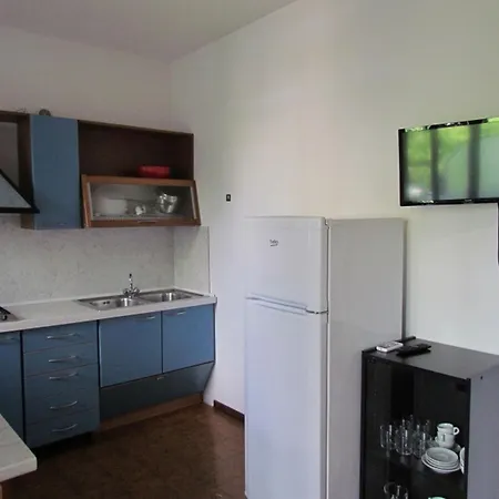 Bright Flat Surrounded By Pools Apartmán